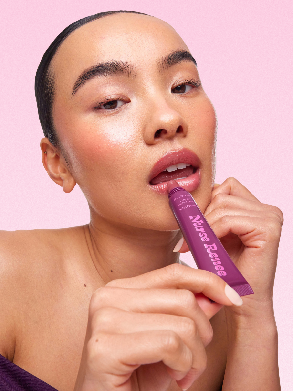 Kiss My Plum Τονωτικό Πεπτιδικό Lip Balm